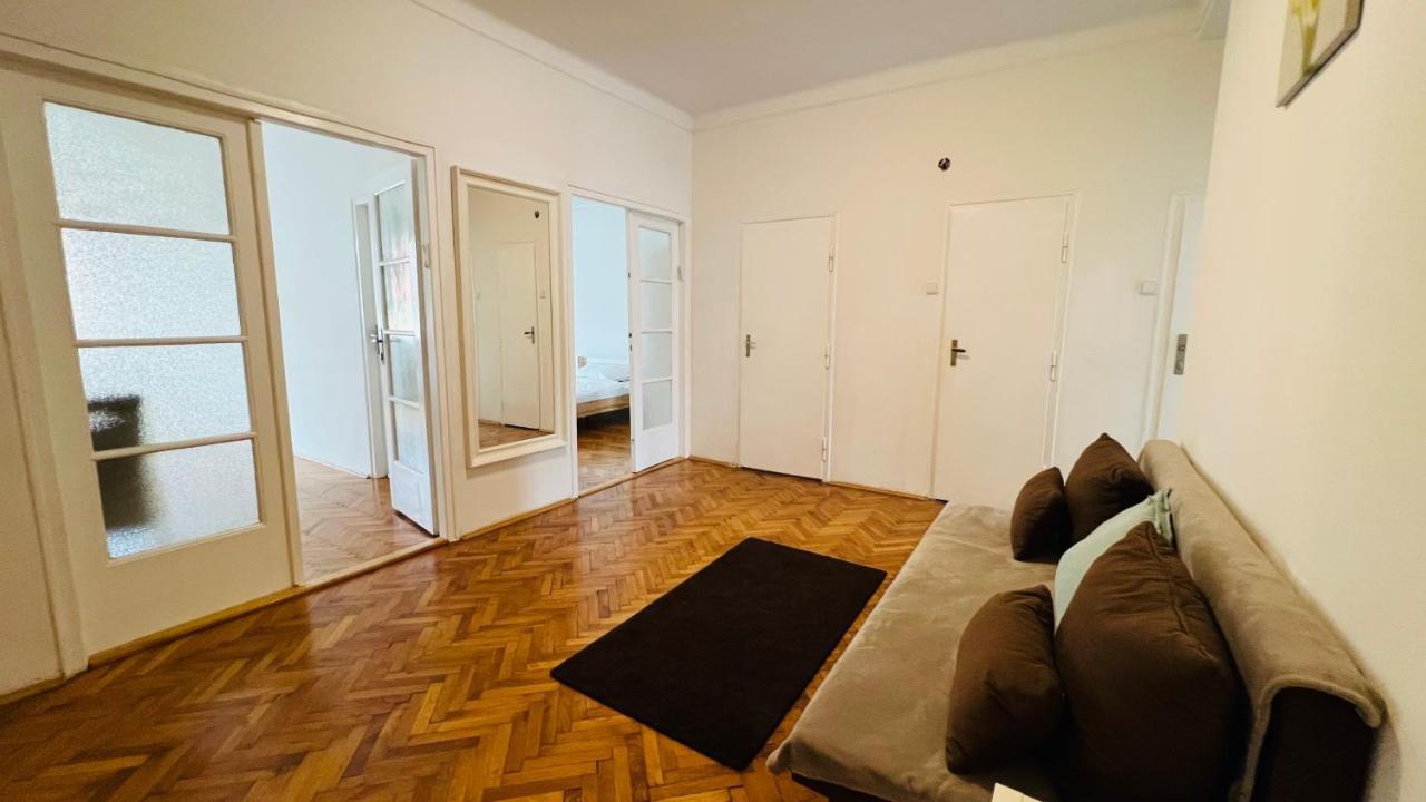 Cosy Flat In The Heart Of Prague Leilighet Eksteriør bilde